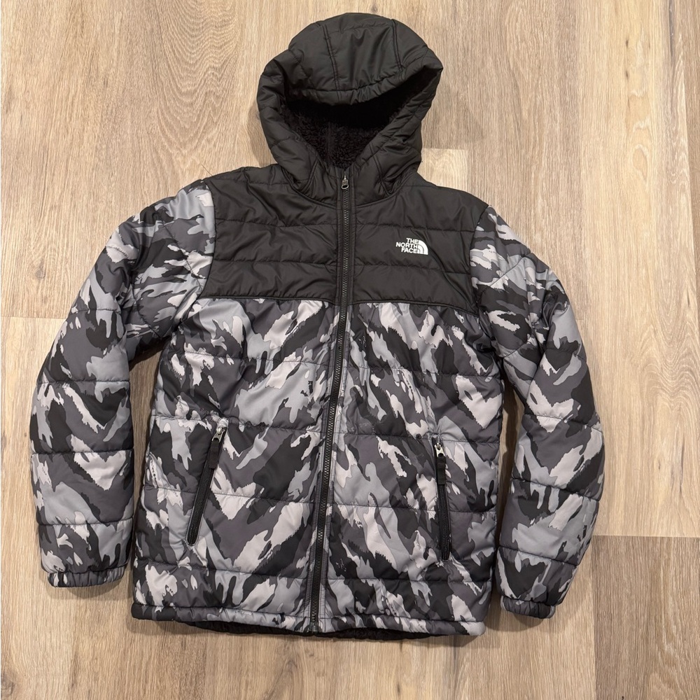 The North Face Kids Camo Puffer Jacket - Black and Gray